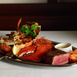 The Palm West Side 305 Photos 372 Reviews Steakhouses 250 W Photo Of The Palm West Side New York Ny United States Nothing