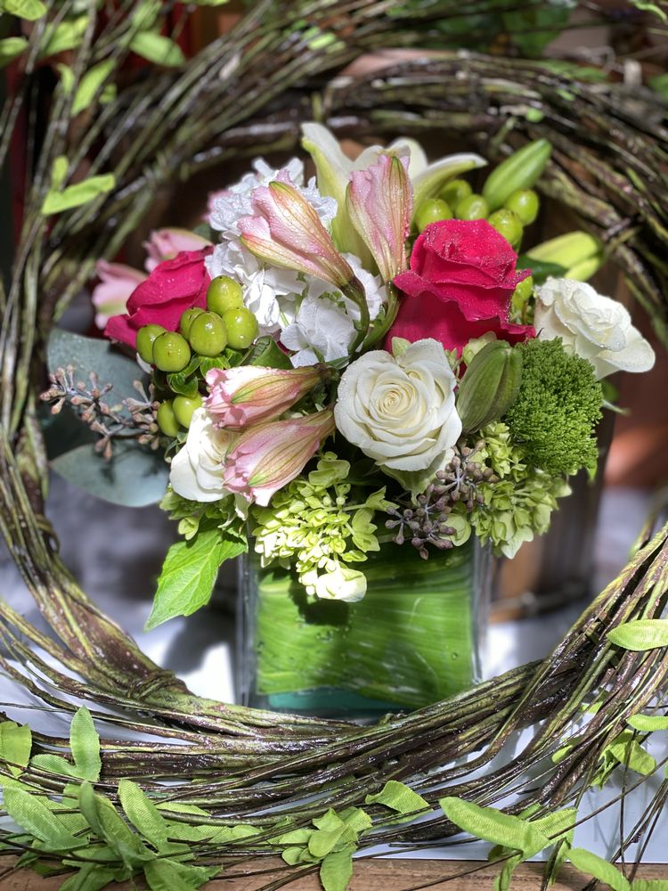 image of business Artistic Flowers