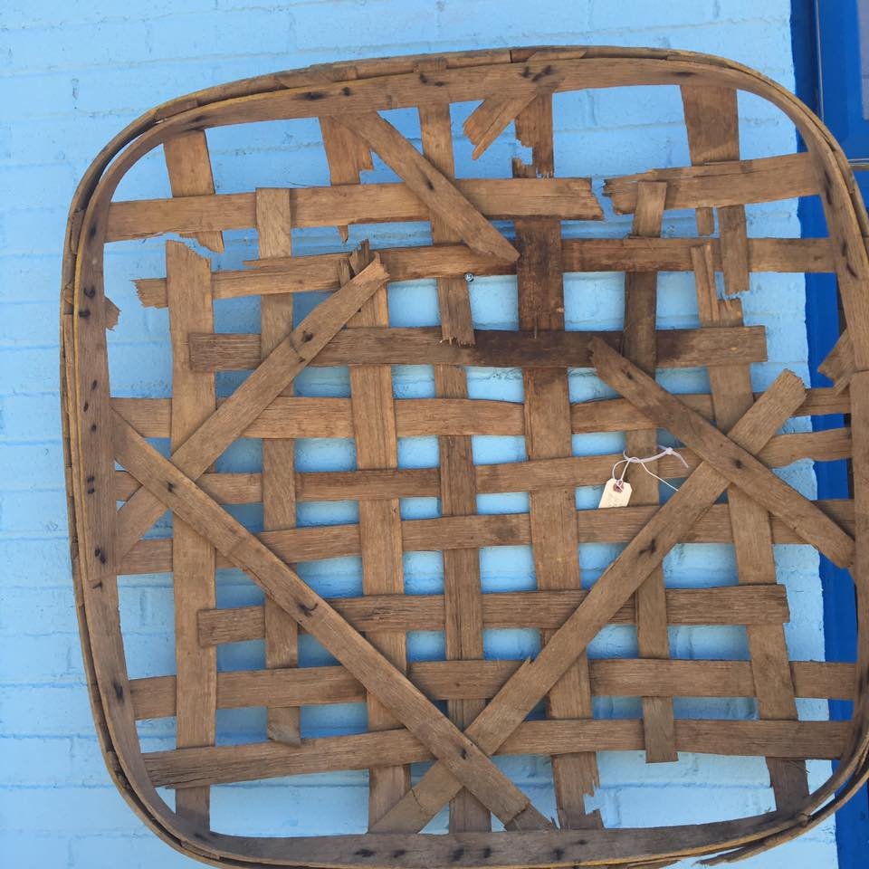 New Moon Marketplace