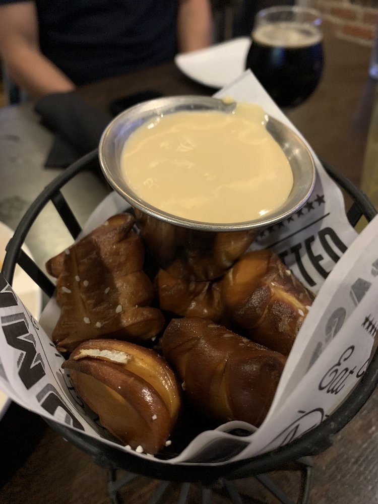 Tobacco Road Sports Cafe & Brewery