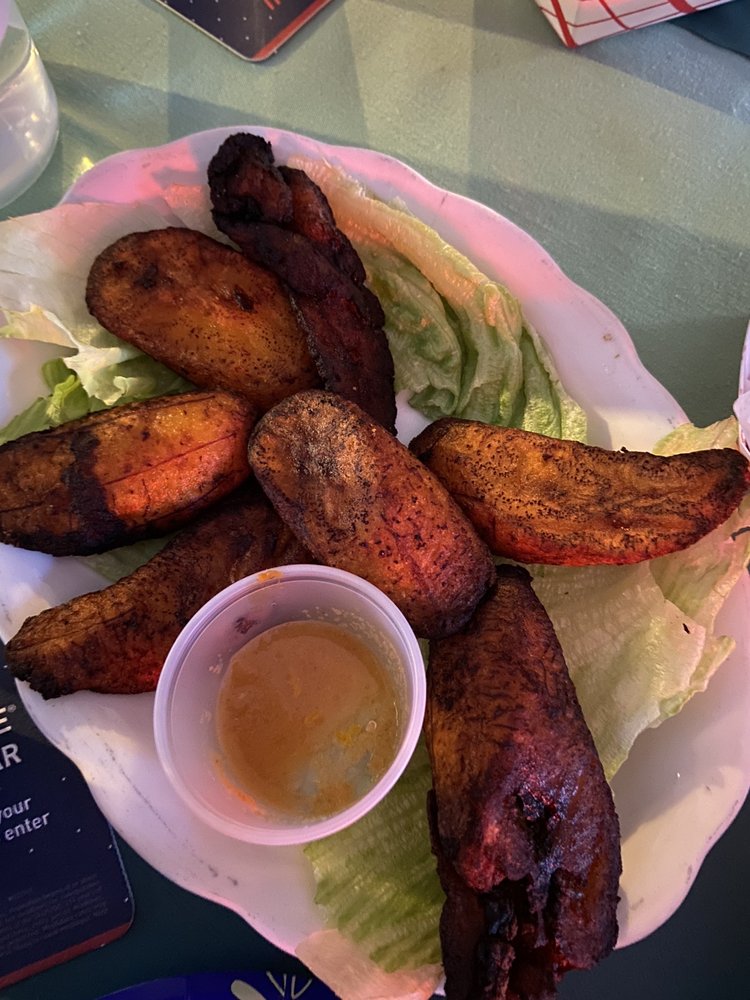 Hansil's Bar & Grill