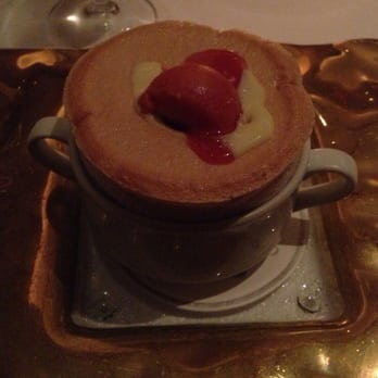 Strawberry soufflé