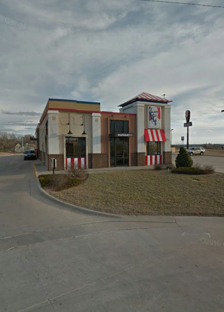 KFC 19 Photos Fast Food 2613 Candlewood Dr, Emporia, KS