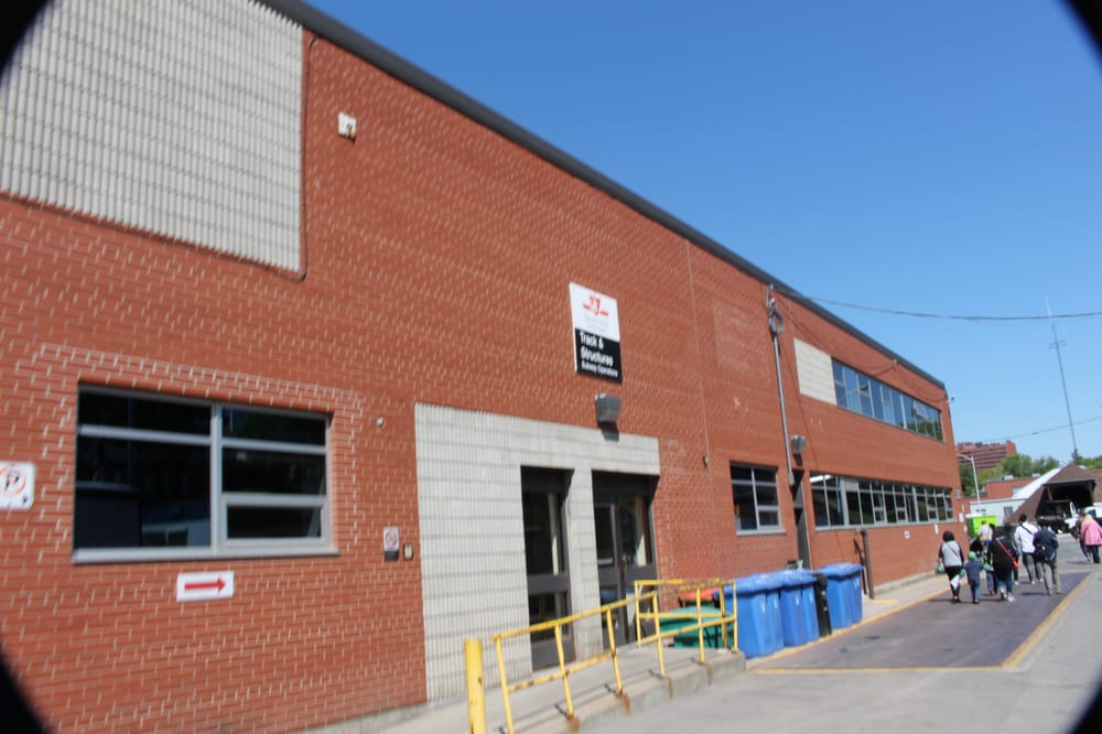 Greenwood Yard 139 Photos Train Stations 400 Greenwood Avenue