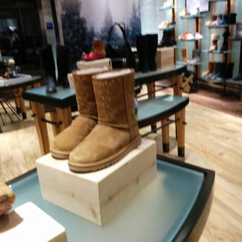ugg store detroit ugg store detroit