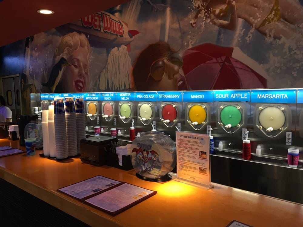 Wet Willie’s 35 Photos & 43 Reviews Cocktail Bars 16 Tybrisa St