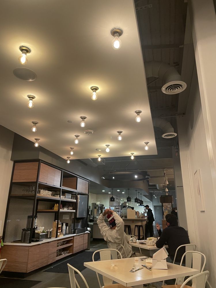 Common Bond Bistro & Bakery - Heights