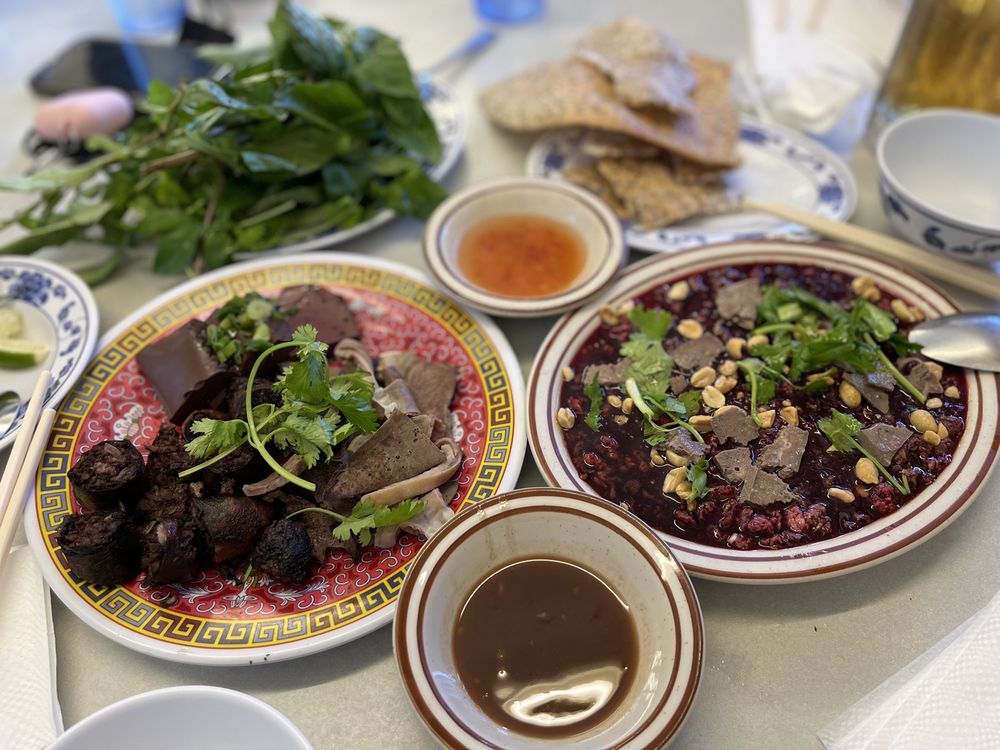 Binh Dan Restaurant