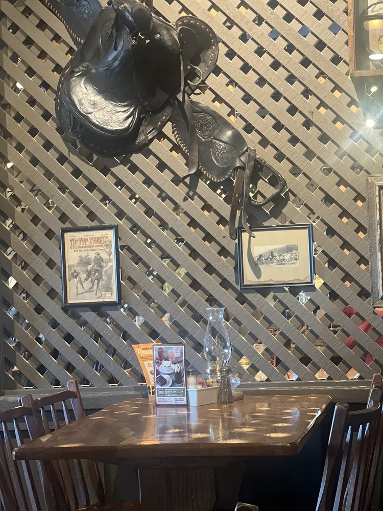 Cracker Barrel Old Country Store