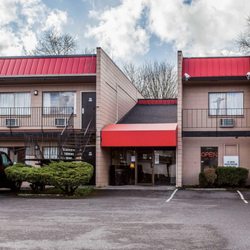 Econo Lodge 31 Photos Hotels 505 N Pacific Ave Kelso Wa Photo Of Econo Lodge Kelso Wa United States