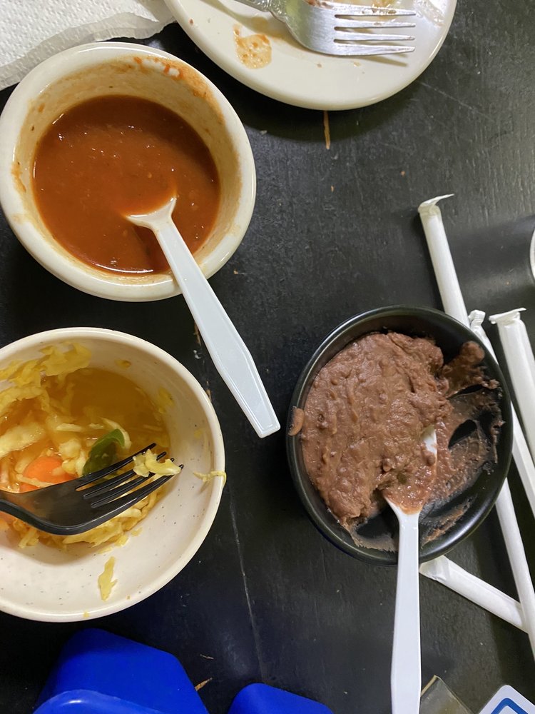 Pupuseria y Antojitos Guanaquitas