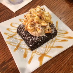 Hemingway S Tavern 161 Photos Reviews American New Photo Of Hemingway S Tavern Melbourne Fl United States Brownie With Caramelized Popcorn