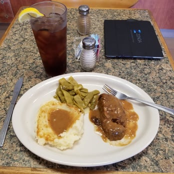 Dudley S 15 Photos 11 Reviews Burgers 305 E International Photo Of Dudley S Deland Fl United States Friday Special Is Meatloaf