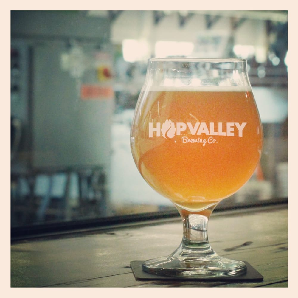 Hop Valley Brewing Company 100 Photos & 101 Reviews Breweries 990
