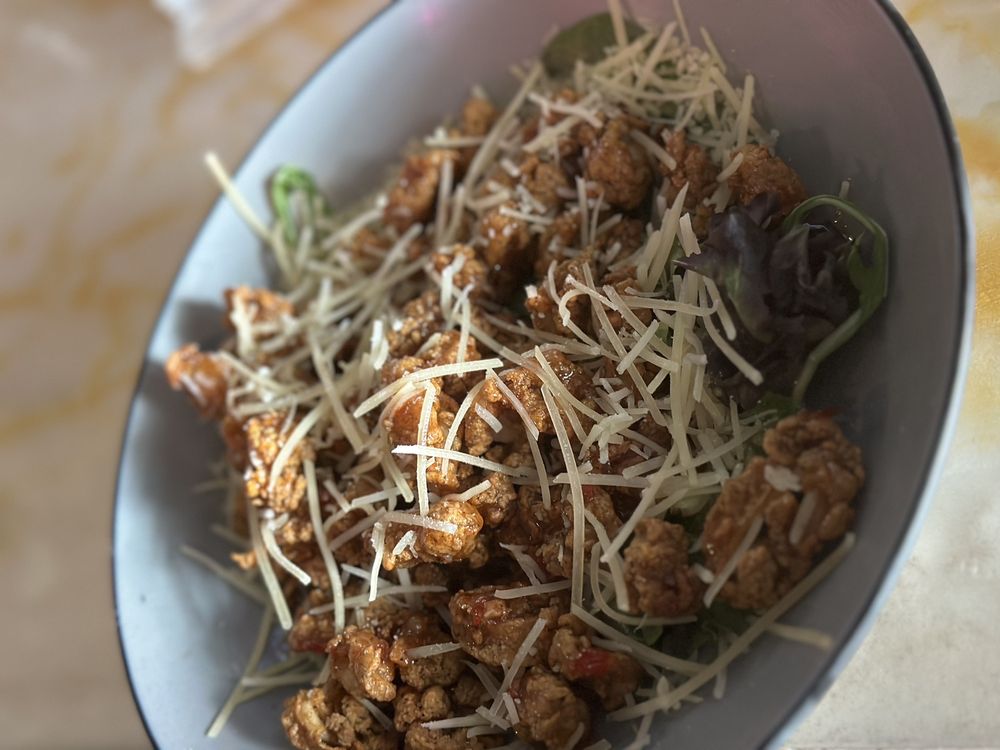 Utopia Restaurant and Lounge