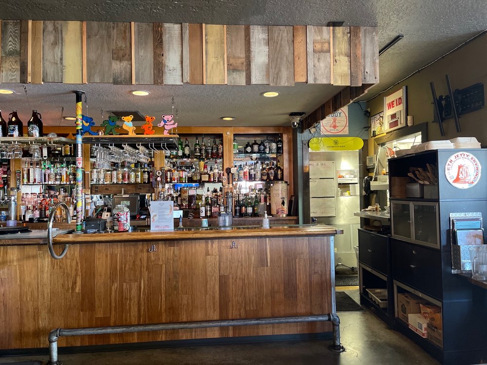 Porky's Public House & Eatery