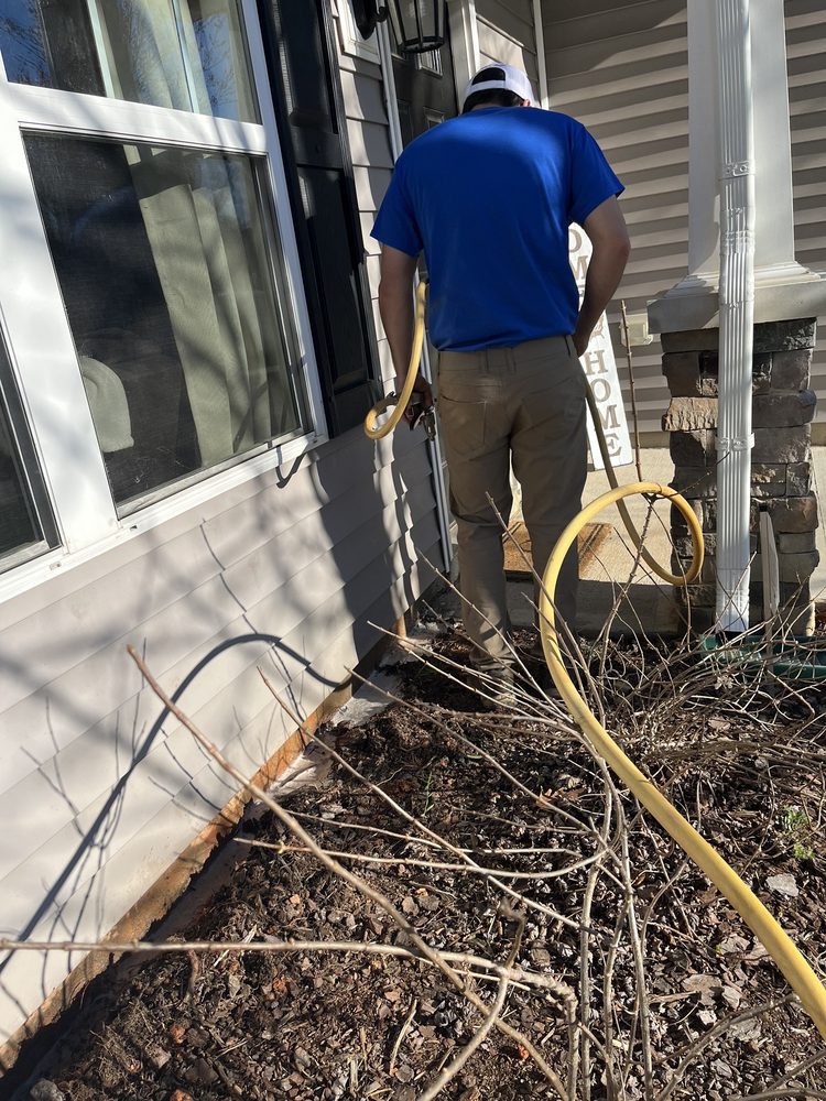 Scott's Turf and Pest Services