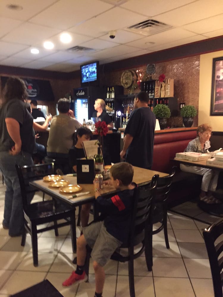 Plum Tomato 22 Photos & 61 Reviews Italian 1988 S Pinellas Ave, Tarpon Springs, Tarpon