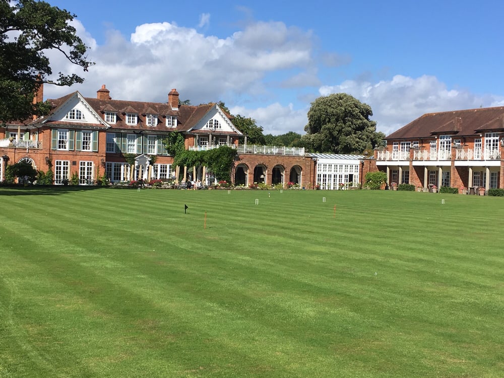 Restaurants Near Chewton Glen Restaurants Near Chewton Glen