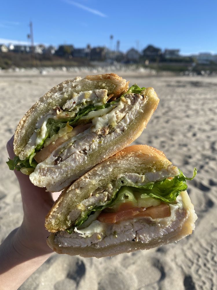 Deke's Market - In Mah' Belly Deli
