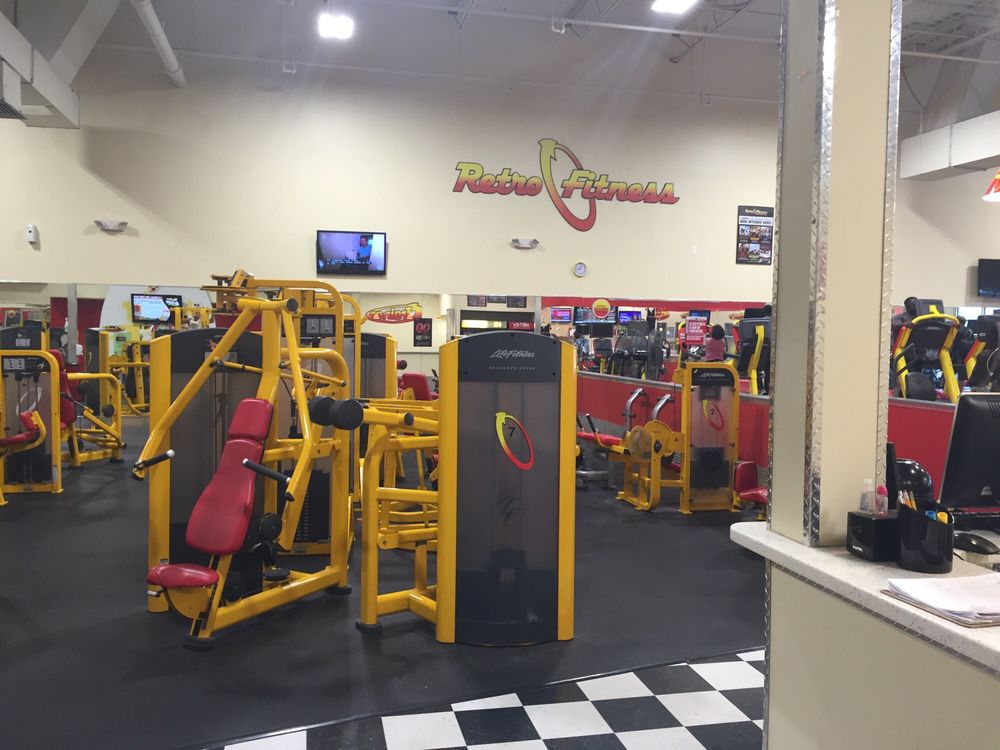 Retro Fitness 26 Photos Gyms 300 W Sylvania Ave, Neptune City, NJ
