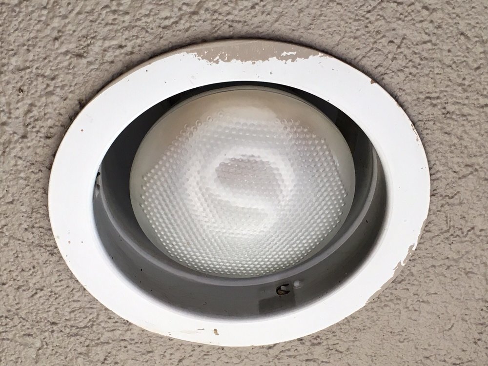 Yialouris Painting Lucas