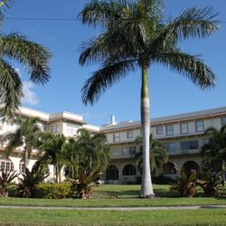 Best Things To Do In Gulfport Fl 2018 Yelp Crystal Bay Hotel