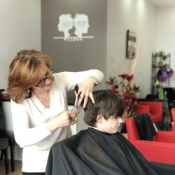 Sharp Clips - 6 Photos - Hair Salons - 6 E Passyunk Ave, Queen ...