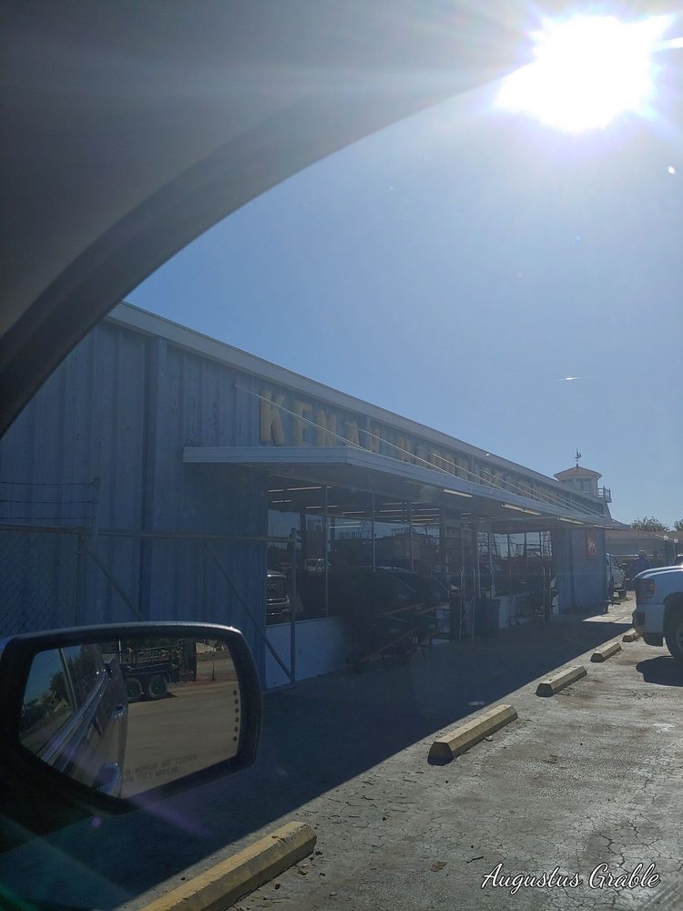 Kemah Hardware & Supply