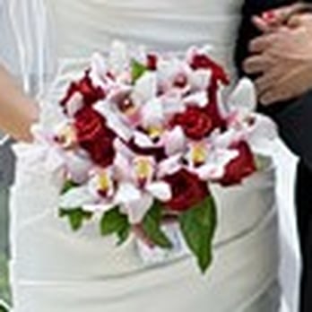 Clara S Flowers Florists 827 E 83rd St Kansas City Mo Phone Photo Of Clara S Flowers Kansas City Mo United States This Is What