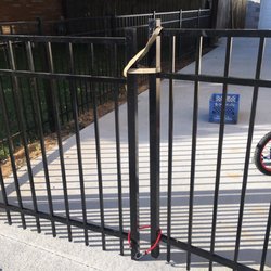 cardinal fence security 21 photos fences gates 4617 cardinal iron works