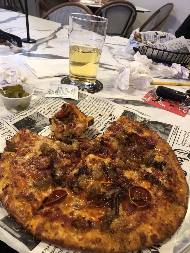 Traveling Pint and Pizza