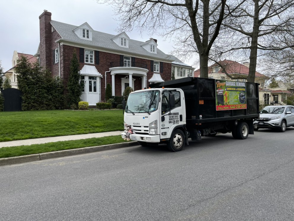 Ronys Junk Removal