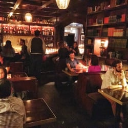 The Wellesbourne - Los Angeles, CA, United States. Great vibe here!