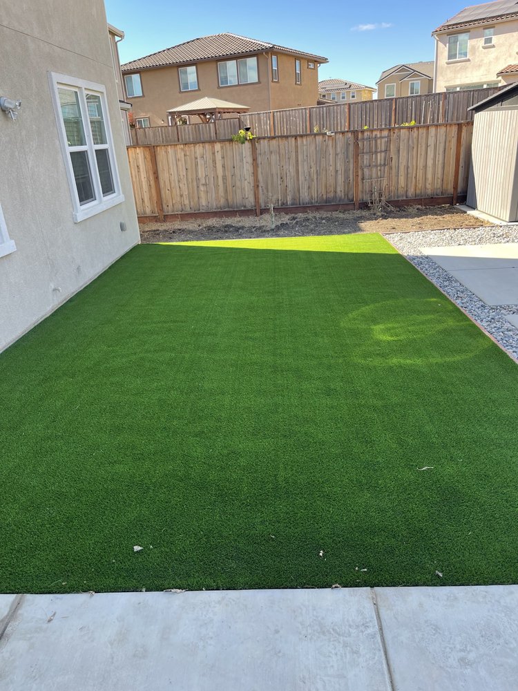 Alvarez landscaping