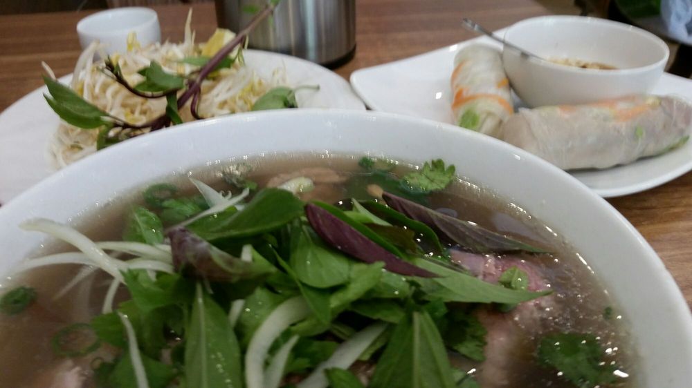 DJ Restaurant Pho Vietnamese