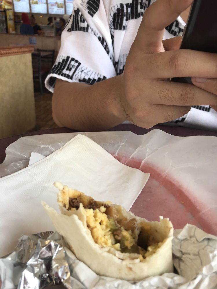Twisters Burgers and Burritos