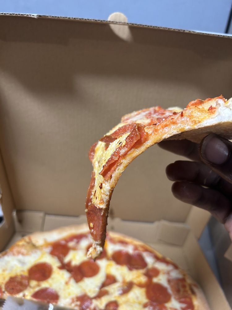 Lutinas Pizza and Subs