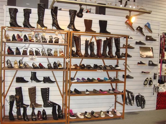 Electric Chair CLOSED 40 Reviews Shoe Stores 410 Main St