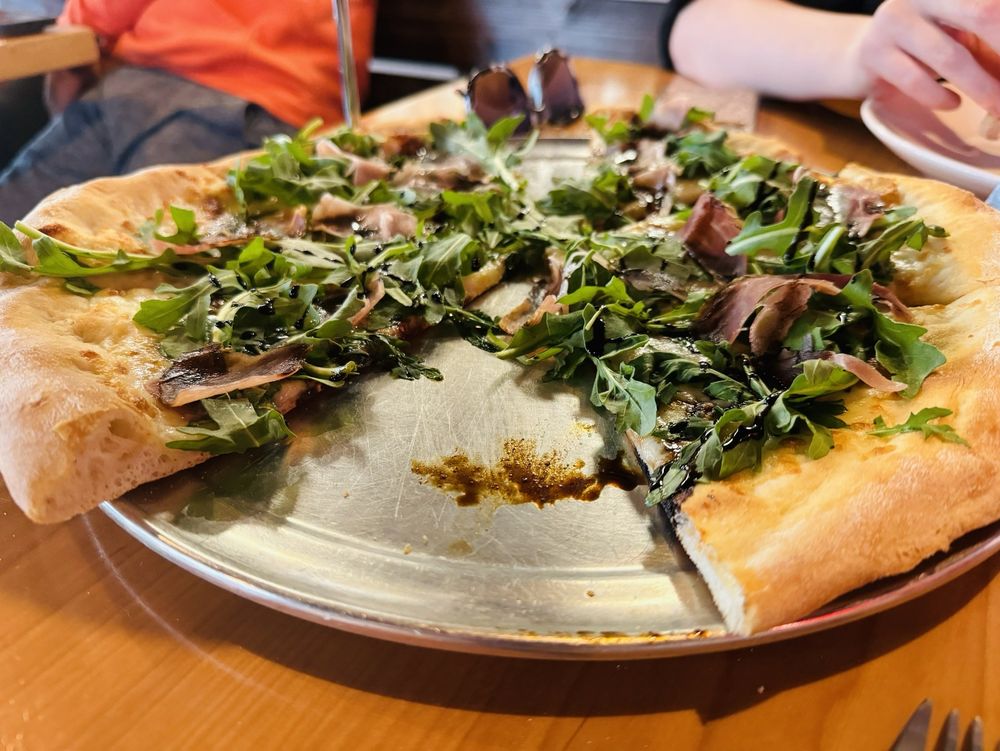 Halo Pizzeria