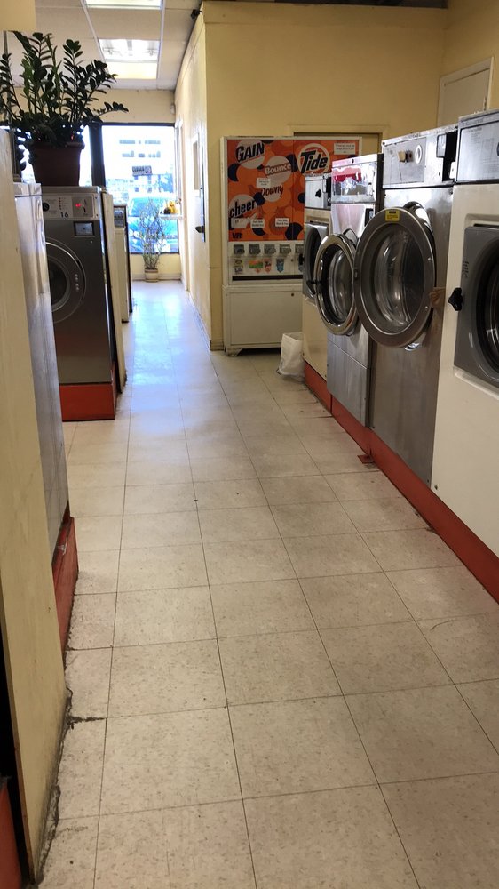 Hampden West Laundromat