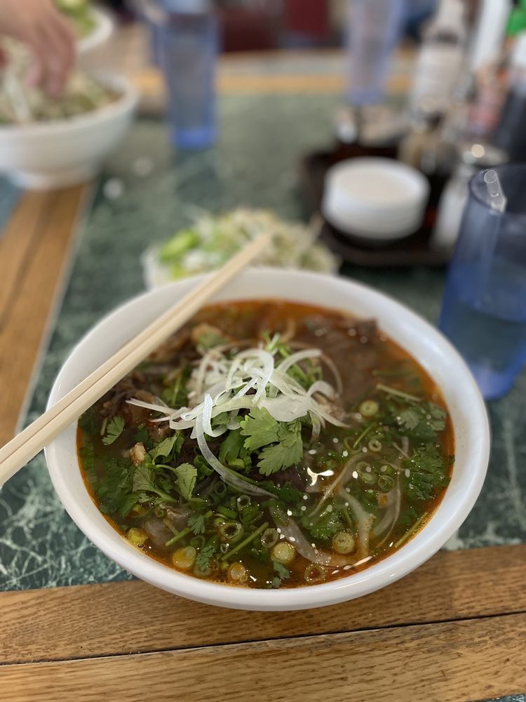 Pho Hoang Pho Hoang