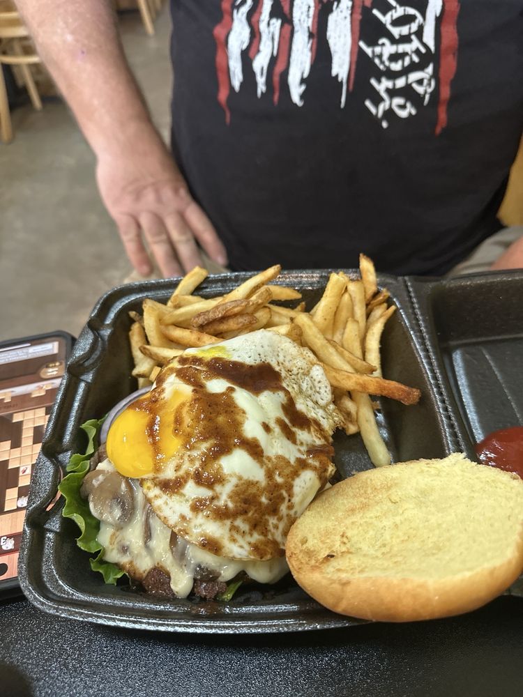 Hog Wild Burgers and Shakes Image