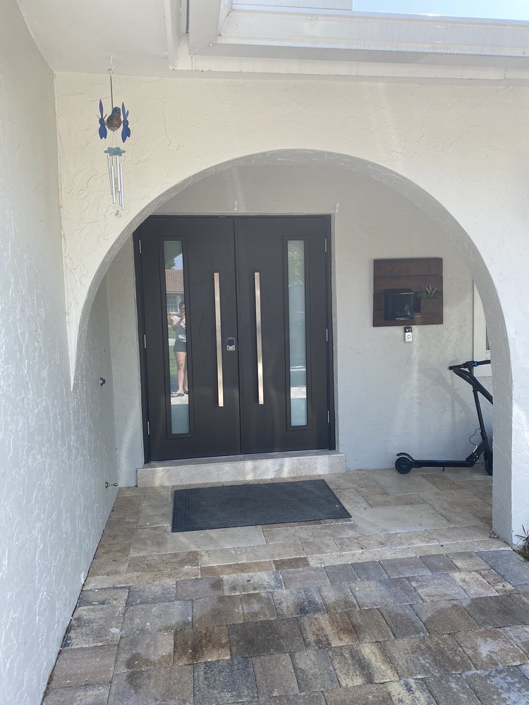 Doors & Plus