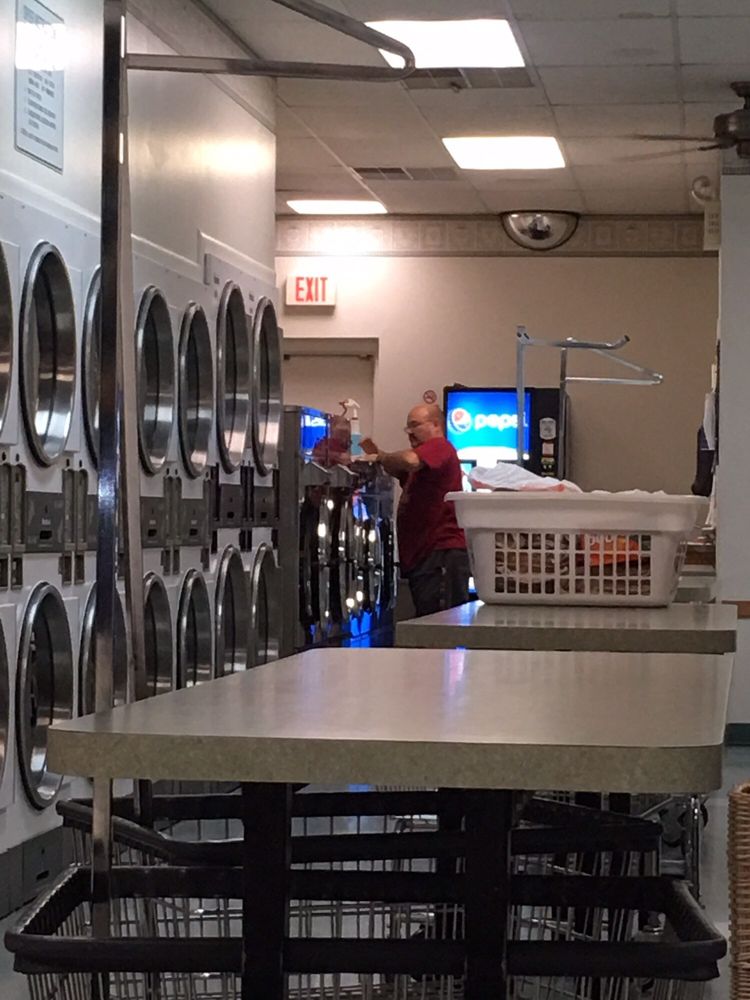 Laundry Quarters Laundry Services 959 Wayne Ave, Chambersburg, PA