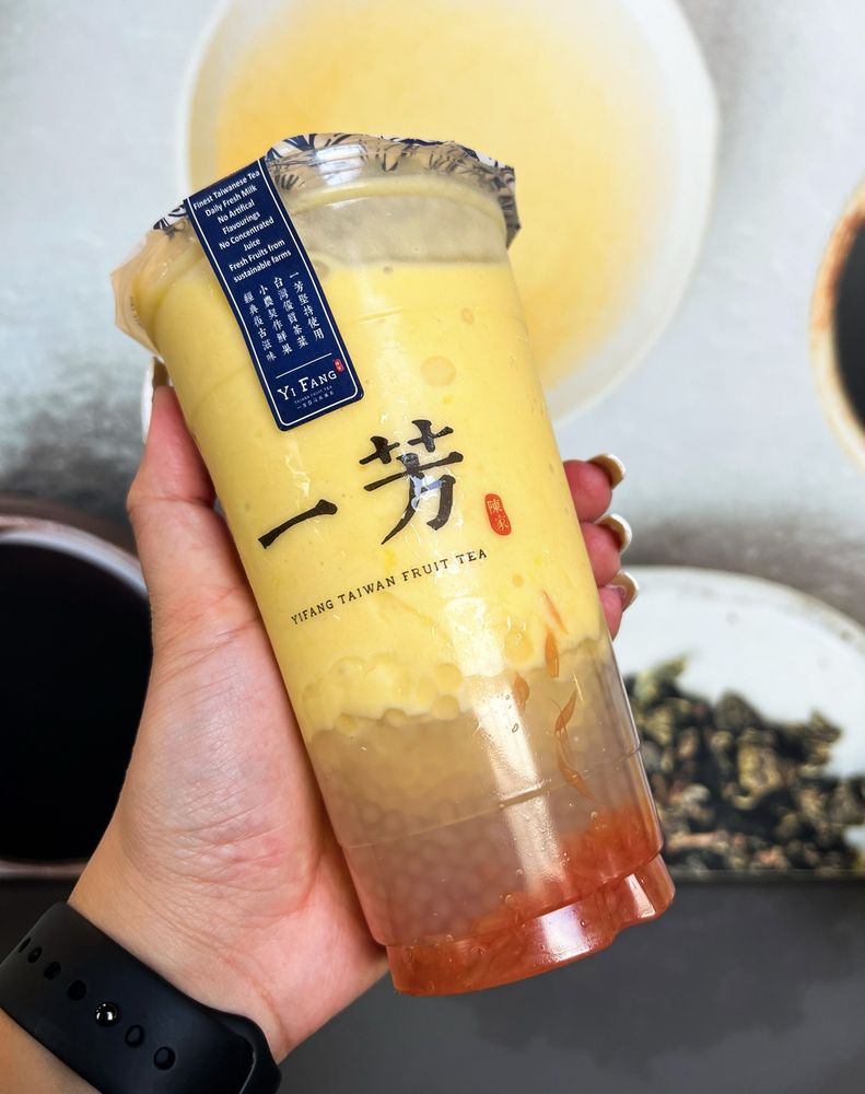Yifang Taiwan Fruit Tea
