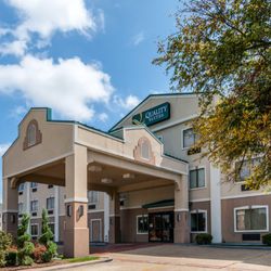 Quality Suites Burleson Ft Worth 23 Photos Hotels 321 S Photo Of Quality Suites Burleson Ft Worth Tx United States