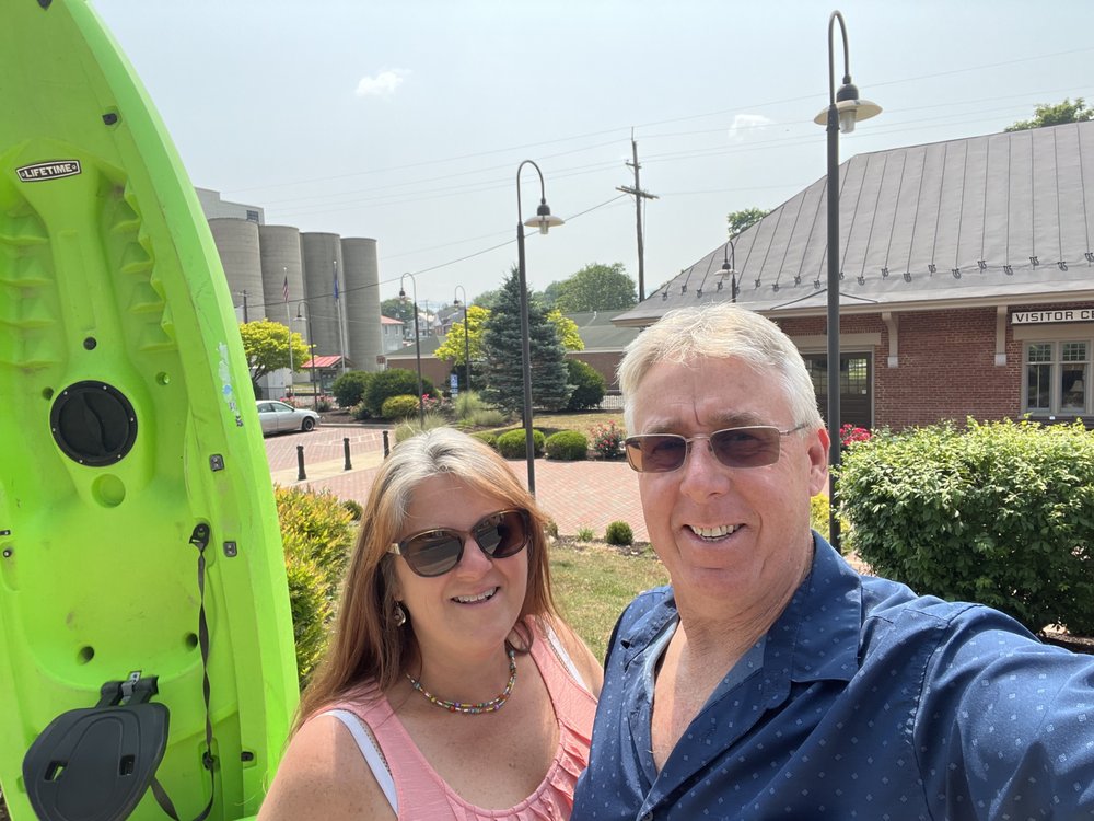 image of business Neal the Builder and Family