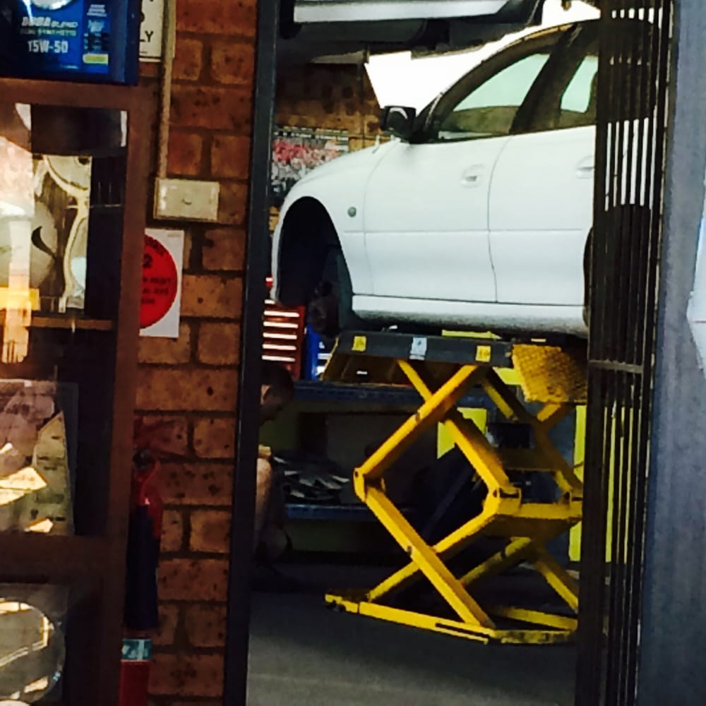David's Auto Repairs