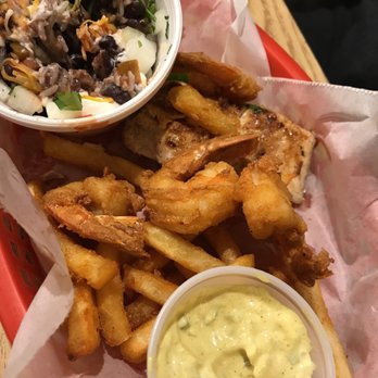 Lee Be Fish Company 169 Photos 354 Reviews Chips 350 Photo Of Lee Be Fish Company Marco Island Fl United States Fried
